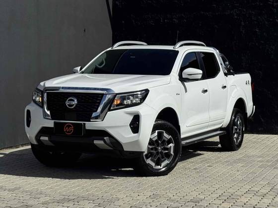 NISSAN FRONTIER 2.3 16V TURBO DIESEL PLATINUM CD 4X4 AUTOMÁTICO